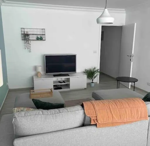 Residentie Piccadilly 2 Slpk Te Oostende, 4 Tot 5 Pers, Met Terras Appartement Oostende